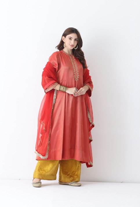 Sarasvi Gota Patti Silk Lehenga Set - Pink